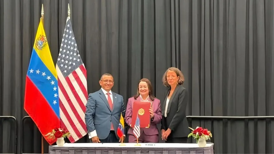 Ministra Henao ofrece amplio catálogo de inversiones en petróleo y gas en Venezuela