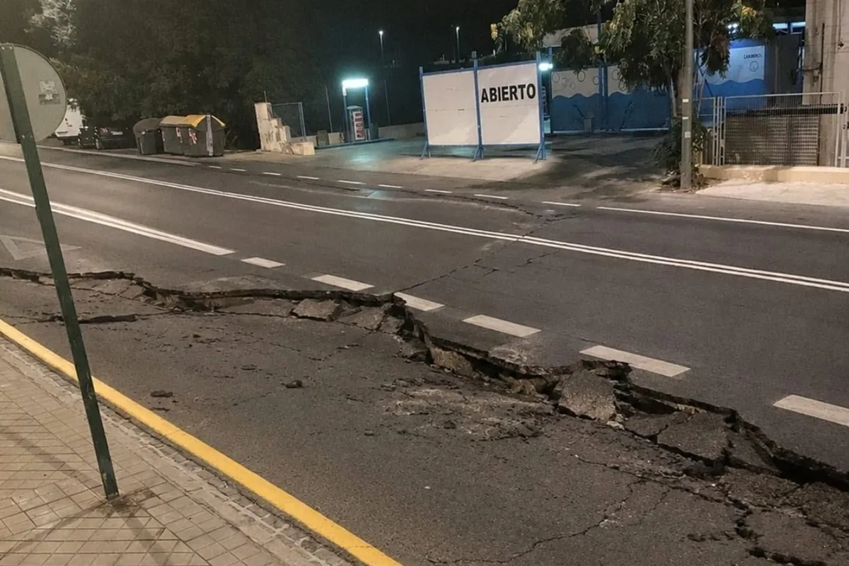 Terremoto de magnitude 5,2 atinge a Espanha e provoca danos