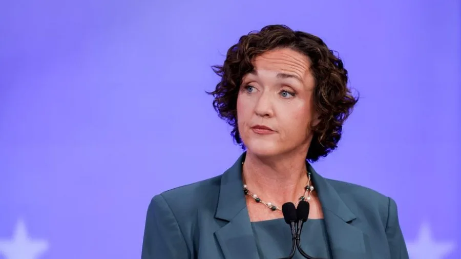 Katie Porter weighs in on billionaire tax: 'Perpetuates the status quo'