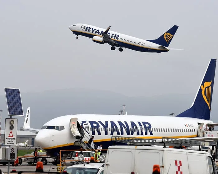Ryanair warns air fares in Europe will jump next year if oil price stays high