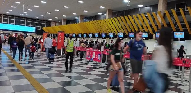 Tarifa média da aviação sobe 14,5% em agosto, menos que QAV, diz Anac