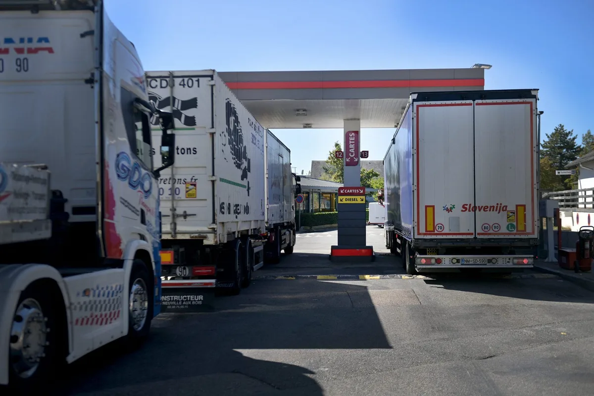Plan carburant : des aides élargies mais toujours ciblées