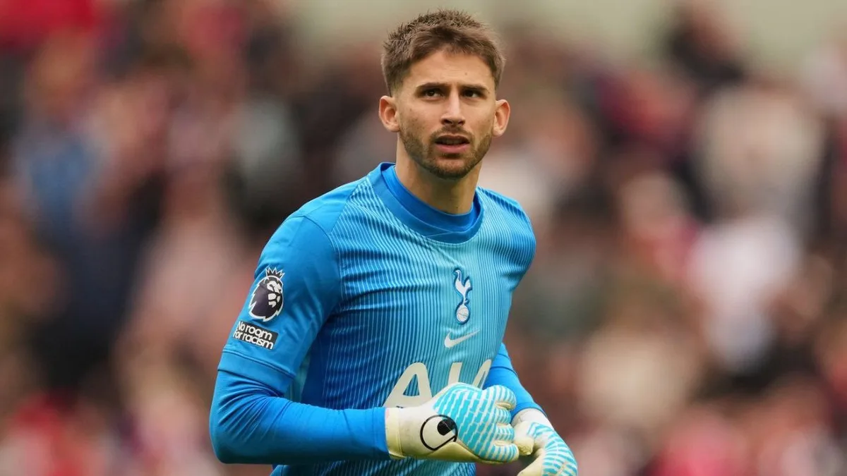 Juventus signs goalie Vicario on loan from Tottenham with option to buy