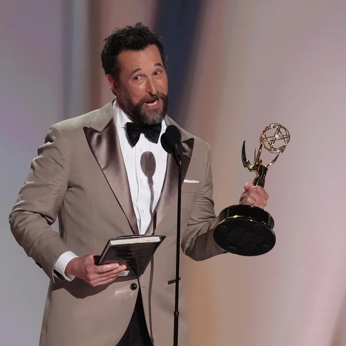 US-Fernsehpreise - "The Pitt" und "Widow's Bay" gewinnen bei Emmys