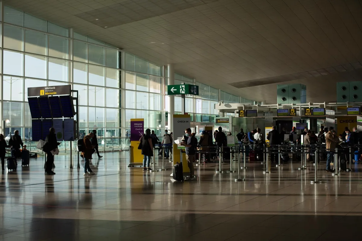 Detenido por llevar más de 30 kilos de cocaína en la maleta en el Aeropuerto de Barcelona