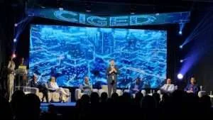 Académicos y especialistas debatieron sobre economía digital en Carabobo