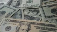 Dólar abre em alta com novos dados da inflação americana