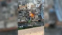 Incêndio de grandes proporções atinge bar na Barra da Tijuca, no Rio