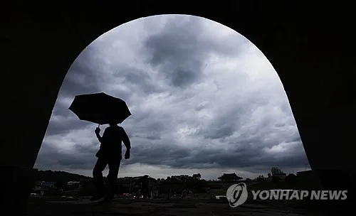 올 추석 보름달 보기 어렵다…25일 밤 중부·26일 남부 비