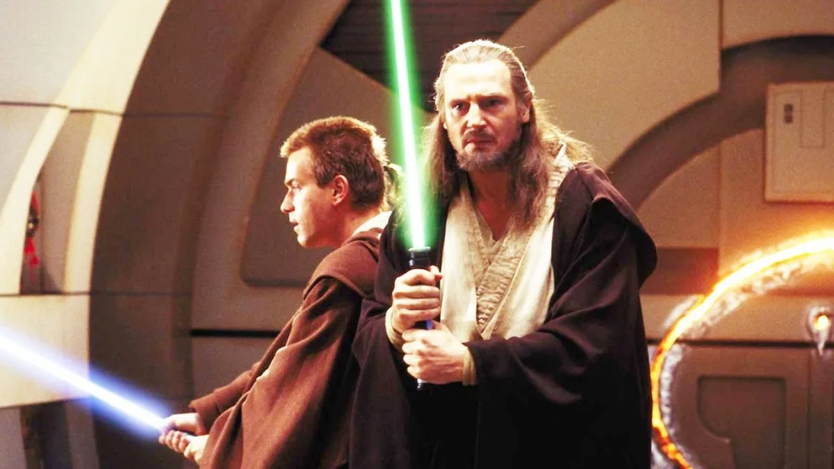 Star Wars : pourquoi George Lucas a-t-il dû recadrer Ewan McGregor et Liam Neeson sur le tournage de La Menace Fantôme il y a 27 ans ?