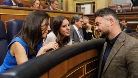 Podemos presiona al Frente Amplio a un acuerdo contrarreloj con Rufián y Montero como "equipo titular"