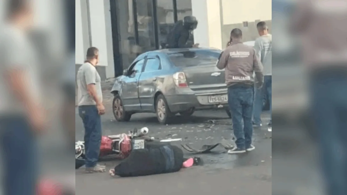 Motociclista é arremessado e vai parar no teto de carro após acidente em Botucatu