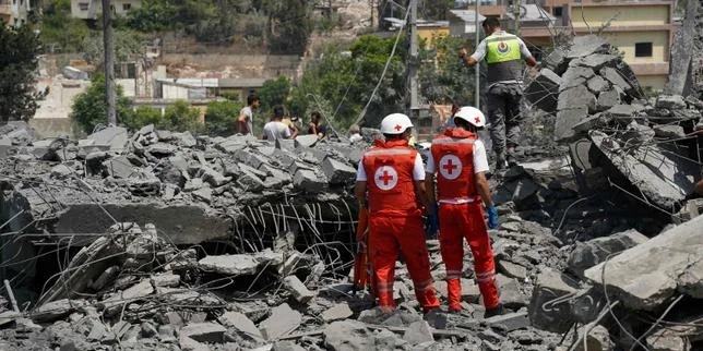 Liban : Israël jure de s’en prendre encore au Hezbollah après des bombardements qui ont fait au moins 11 morts dans le sud du pays