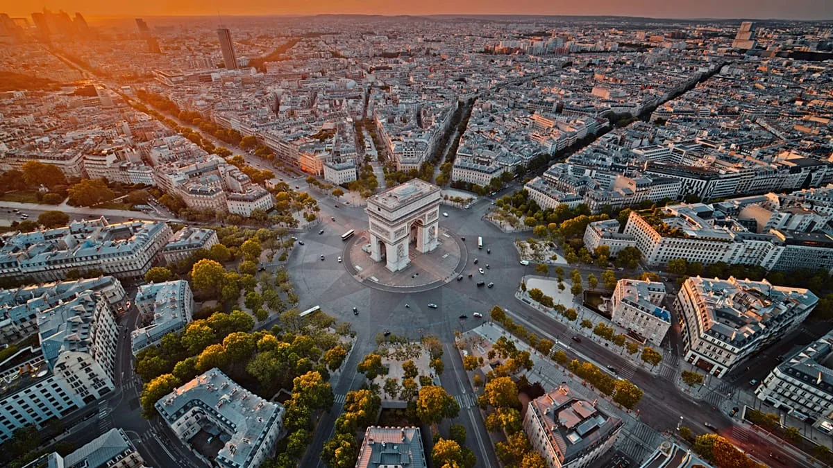 De Paris a Lisboa: melhores e piores cidades europeias para férias em teletrabalho