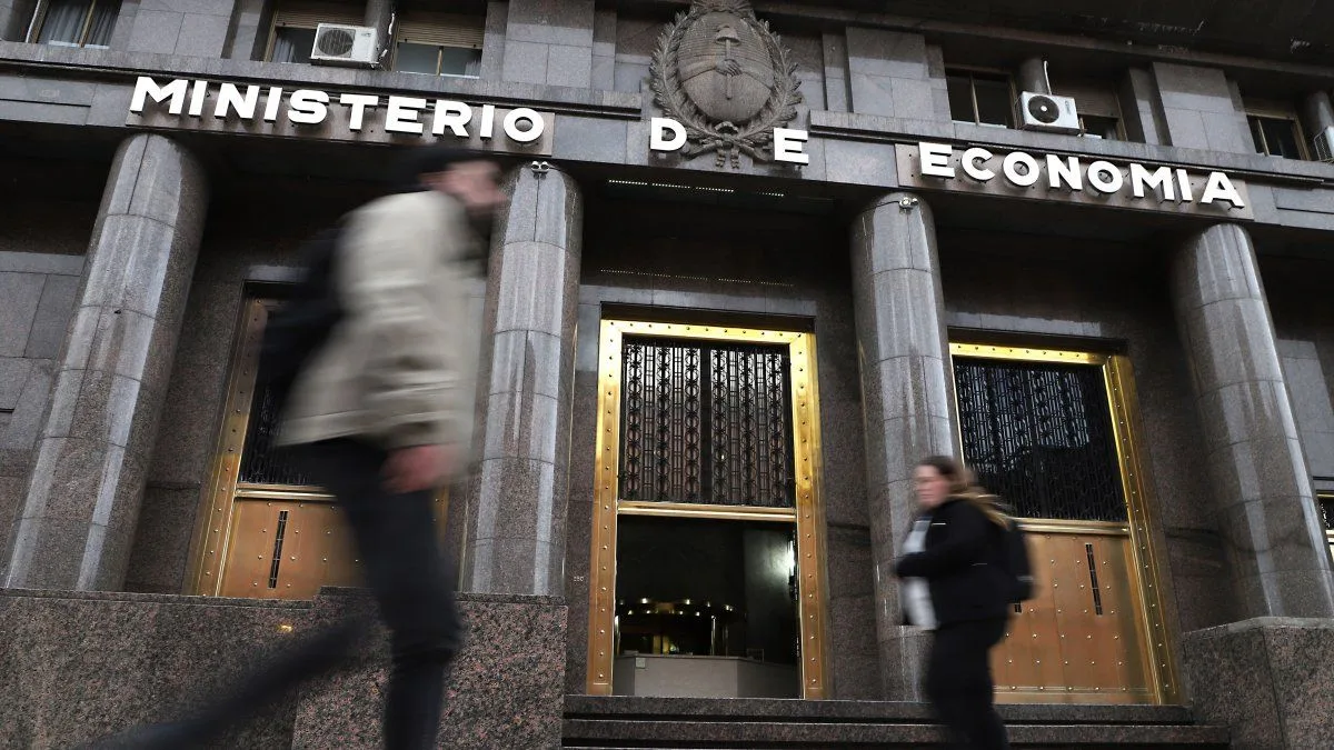 Deuda flotante: el Gobierno habría vuelto a pisar pagos por $1 billón durante septiembre