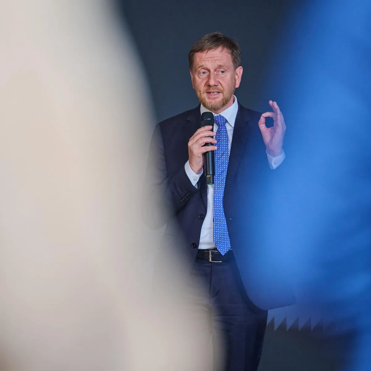 Sachsens Ministerpräsident - Kretschmer (CDU): Schwarz-Rot hat sich zu lange mit "Nebenthemen" beschäftigt