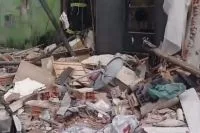 Vídeo: Homem fica ferido após explosão de botijão de gás no Jaraguá, em SP