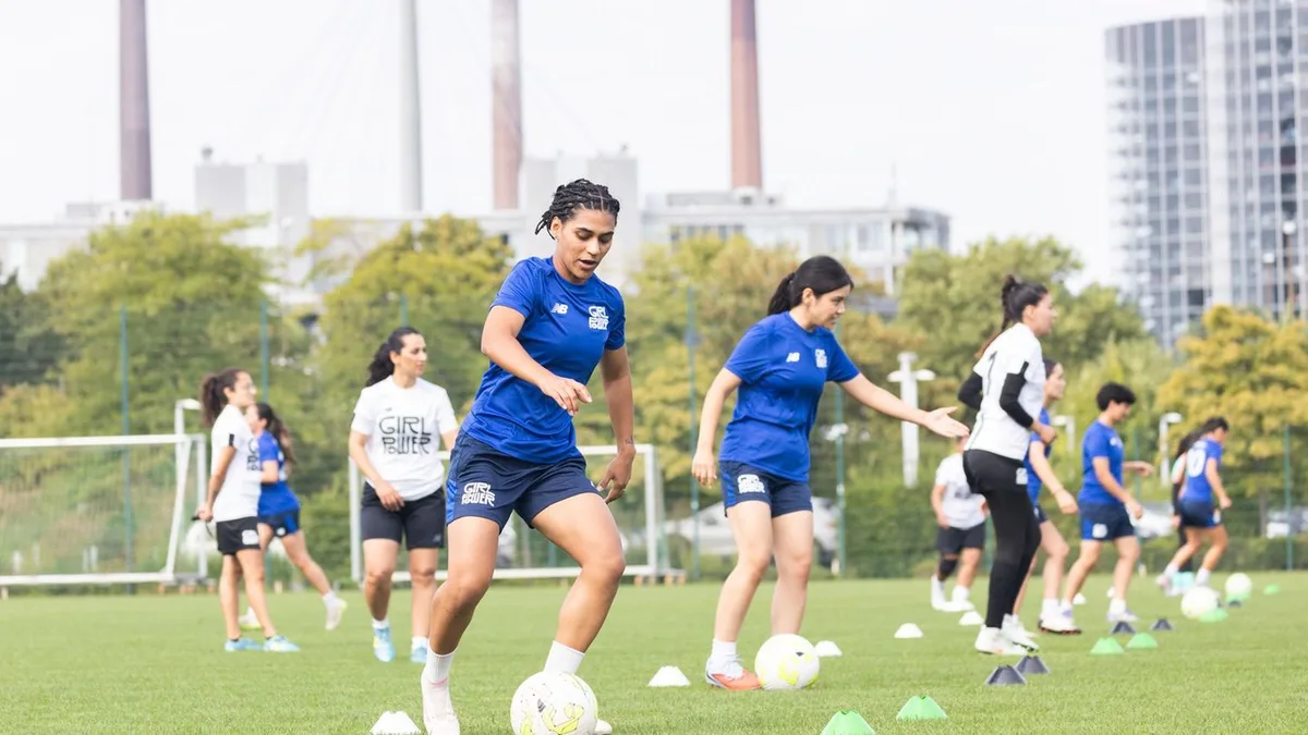 Afghanische Fußballerinnen: Jedes Training ein Statement für die Freiheit