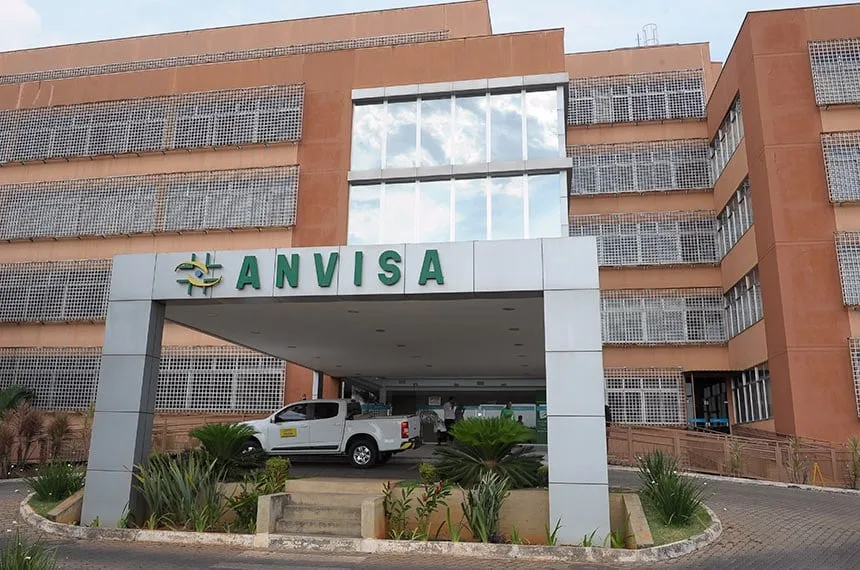Anvisa proíbe chá e produtos que prometem resultado igual ao Mounjaro; veja lista