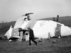 Bombenbauer Masud angeklagt : Lockerbie-Prozess wird wegen neuer Beweise verschoben