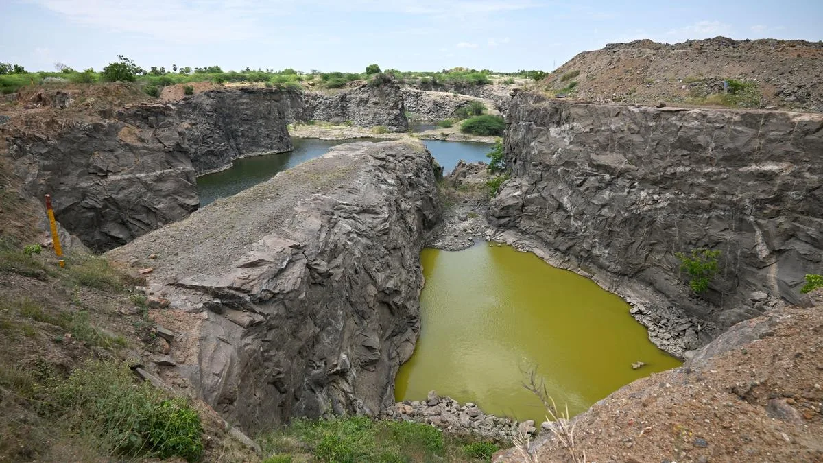 Activists and farmers oppose new stone quarry at Thenpazhanji