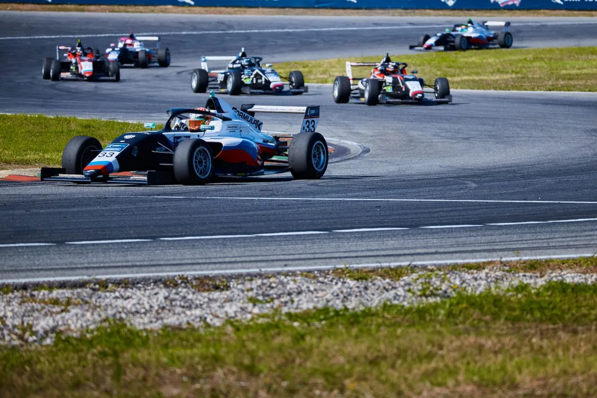 Состоялся пятый, предпоследний этап SMP Formula чемпионата России на трассе в Грозном