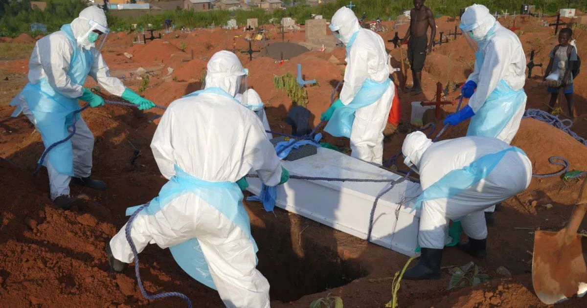 Santé. « Ebola tue une personne toutes les 30 minutes » : en RDC, la course folle et mortelle de l'épidémie