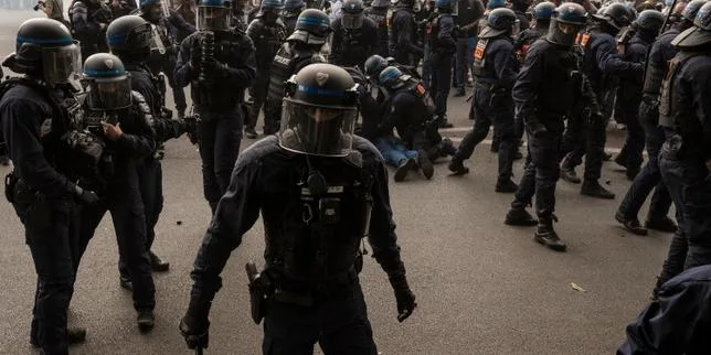 Mobilisation lycéenne : ce que nous dit le recours massif à la garde à vue