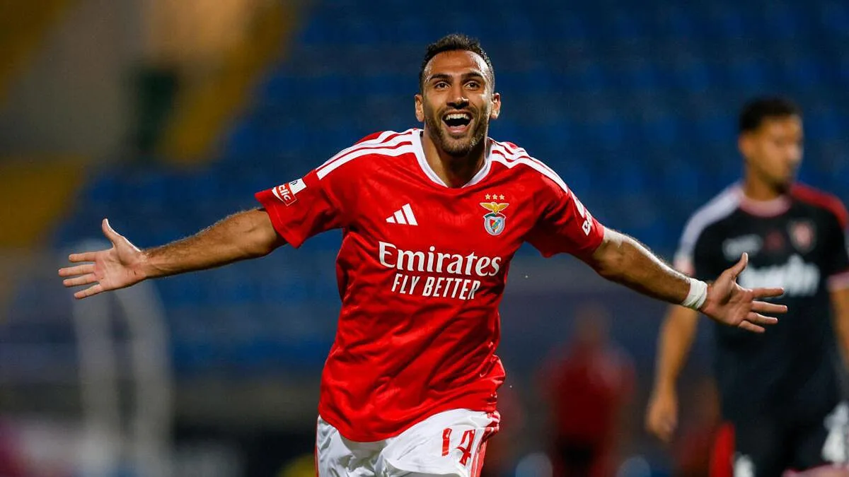 Benfica arrasa o Casa Pia com sete golos em Rio Maior