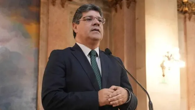 Deputados portugueses em Kyiv para comemorações do Dia da Independência