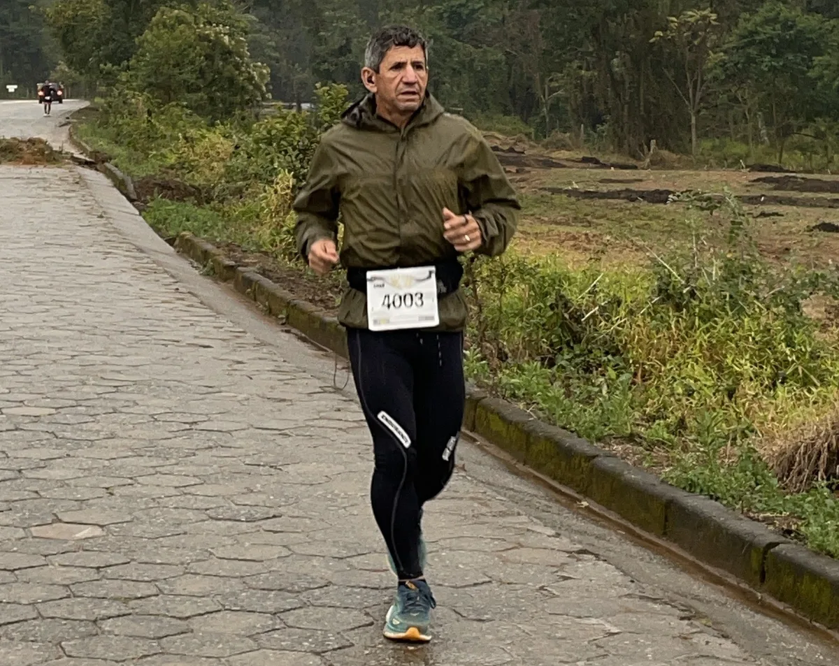 Ultramaratonista de 59 anos mapeia rota para correr 7.200 km pelo Brasil