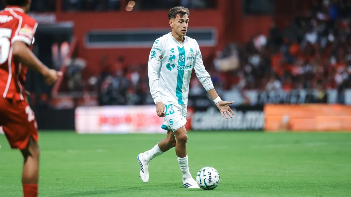 Con gol de último minuto, Santos remonta y vence a Toluca en el Nemesio Díez