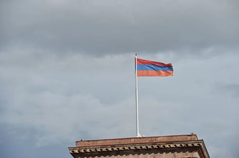 Генсек ОДКБ рассказал, кто может принять решение об исключении Армении