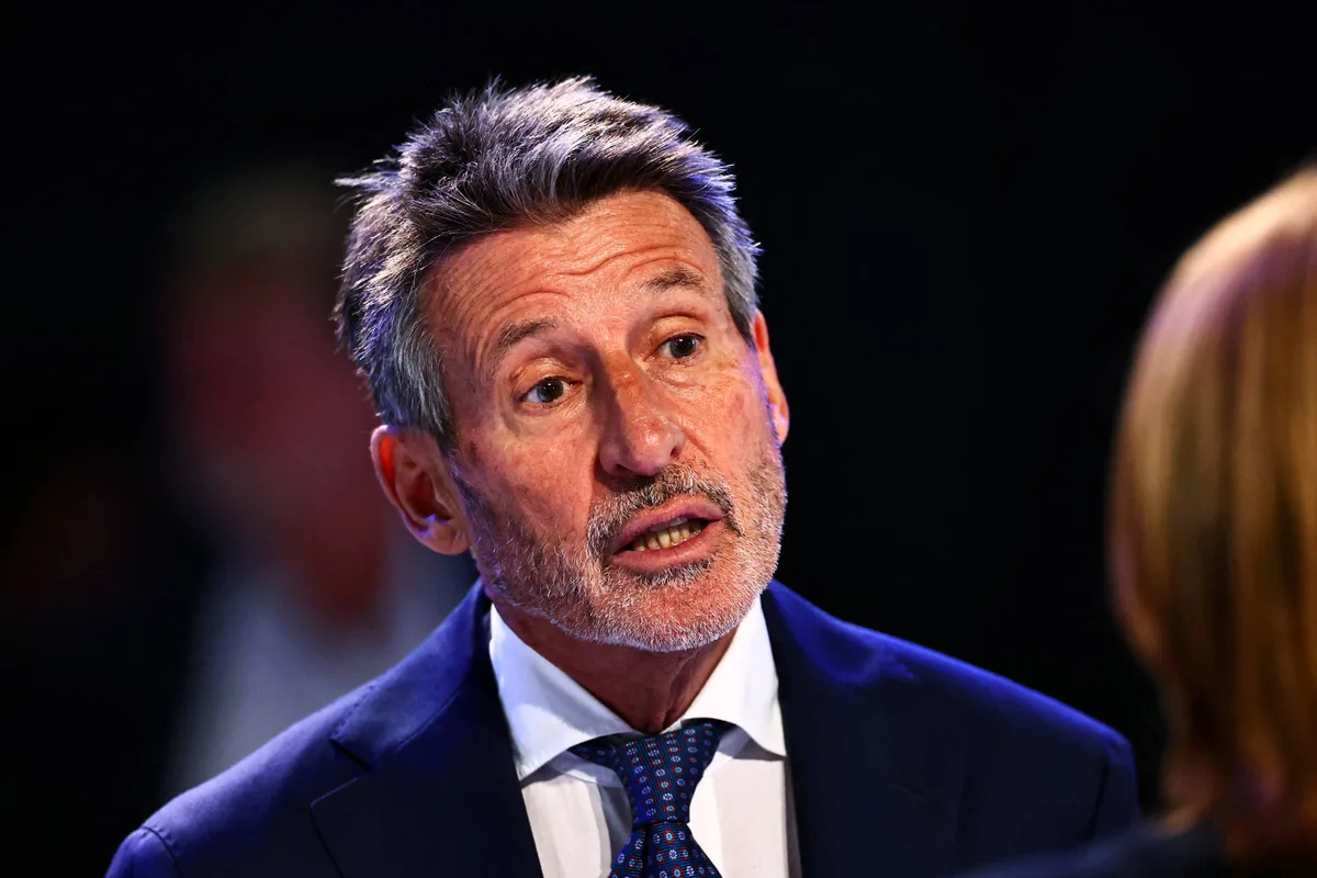 Presidente da World Athletics se diz disposto a defender nos tribunais o veto a atletas russos