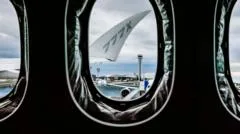 The extreme engineering of aircraft windows