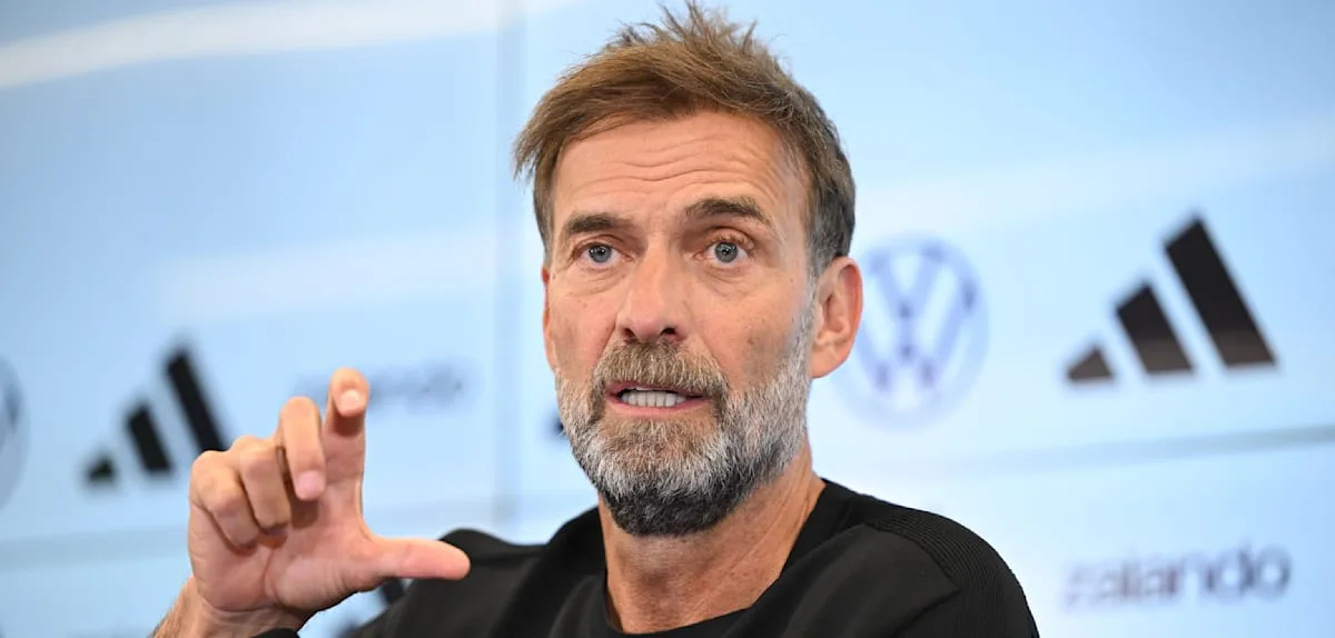 Klopp legt los – Zwei Stadionbesuche, TV-Interviews, Treffen mit den Bayern-Bossen