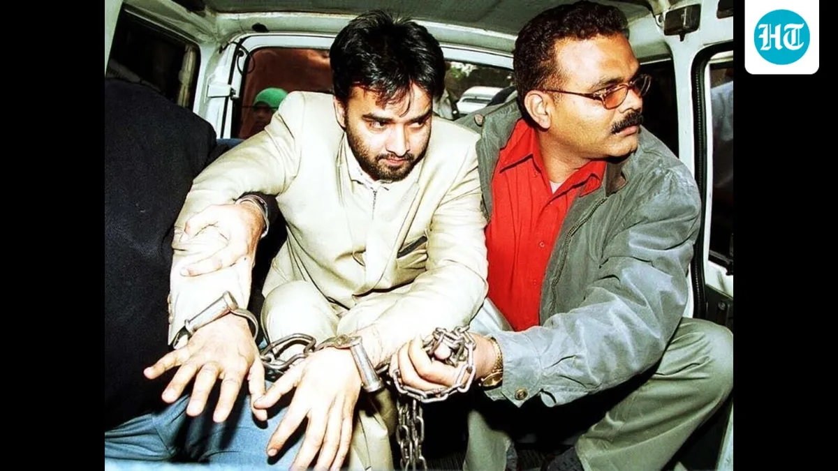 Smart phones, Wi-Fi routers, cash seized from cell of Aftab Ansari, mastermind of 2002 American Centre-attack: Official