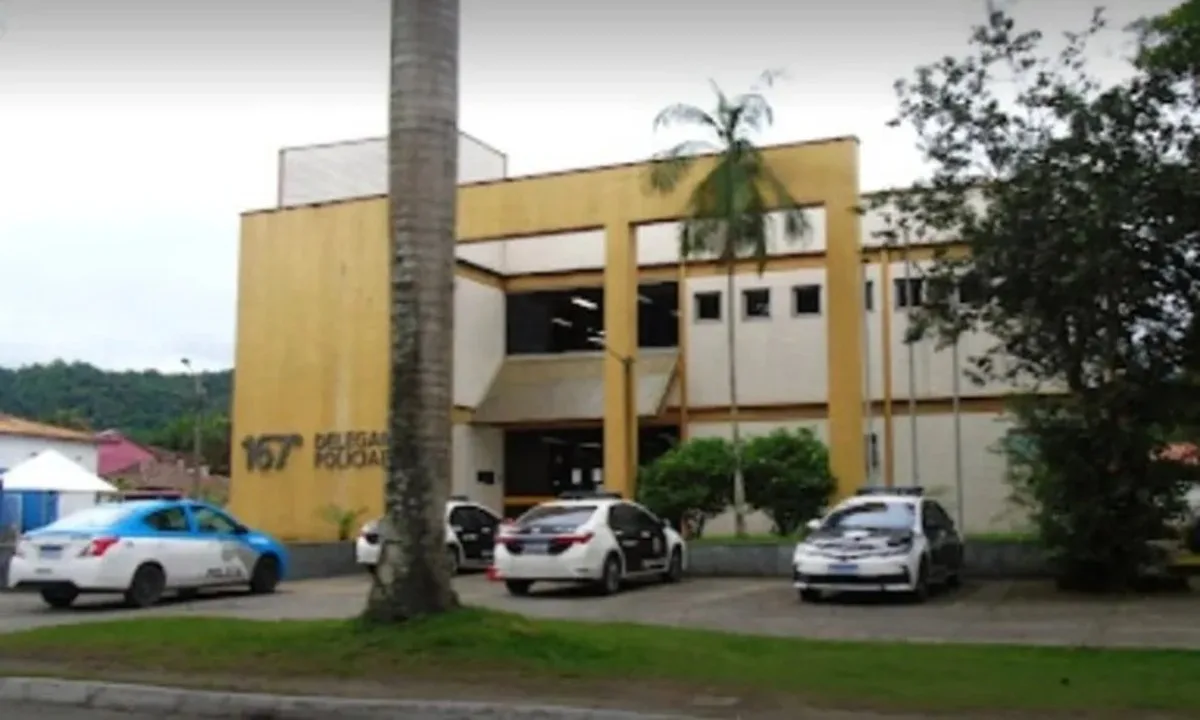 Homem é preso suspeito de agredir e ameaçar ex-companheira em Paraty