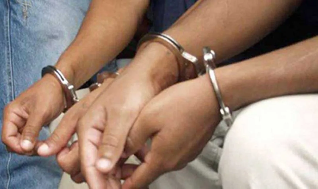 Tras las rejas dos hombres por causar la muerte de un septuagenario