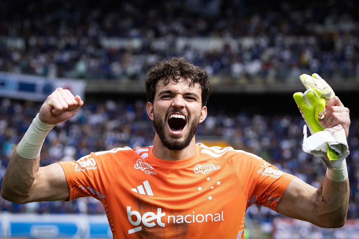 Cruzeiro acerta renovação com Otávio; veja detalhes