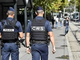 Mobilisation lycéenne : une élue LFI du Rhône affirme avoir été frappée par un CRS avec une matraque et porte plainte