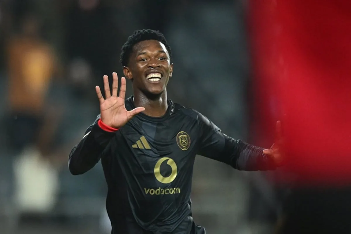Exciting Masilela ‘one of the best I’ve seen’, says Pirates coach Ouaddou