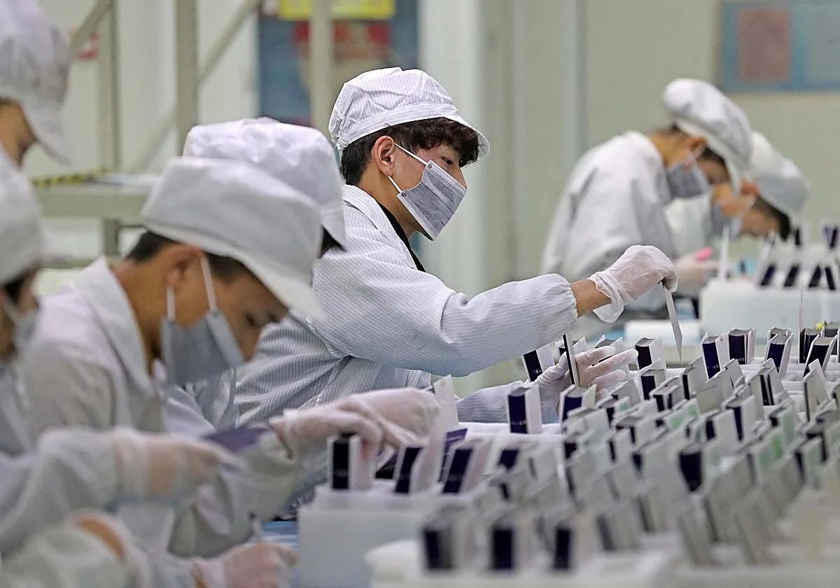 Exportaciones récord sostienen a la delicada economía china
