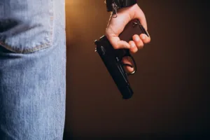 Informações colhidas em inquérito não bastam para condenação