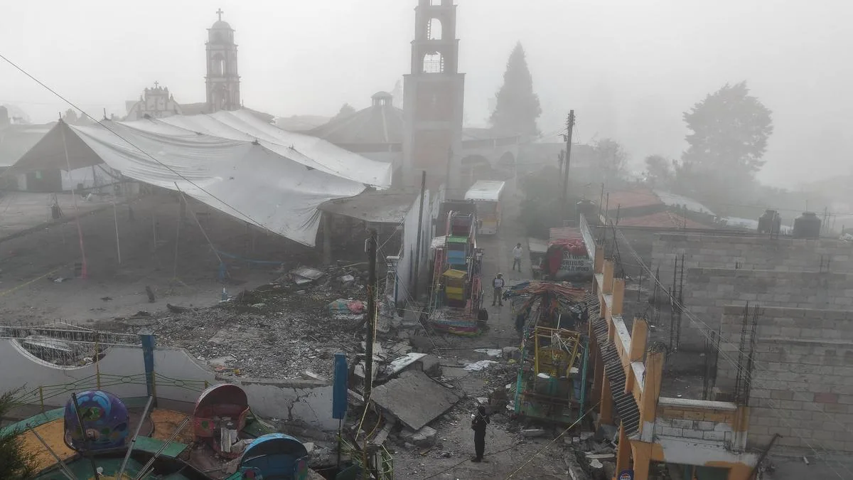 Explosion of fireworks in central Mexico kills at least 10, injures 64 people