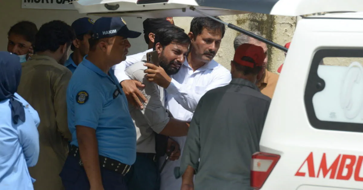 Pakistan. La maternité d'un hôpital prend feu : 14 bébés morts à Islamabad
