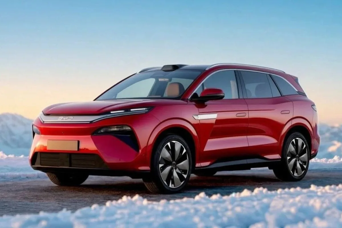 Recharge en 5 minutes et 653 km d’autonomie : le BYD Atto 8 arrive officiellement en France