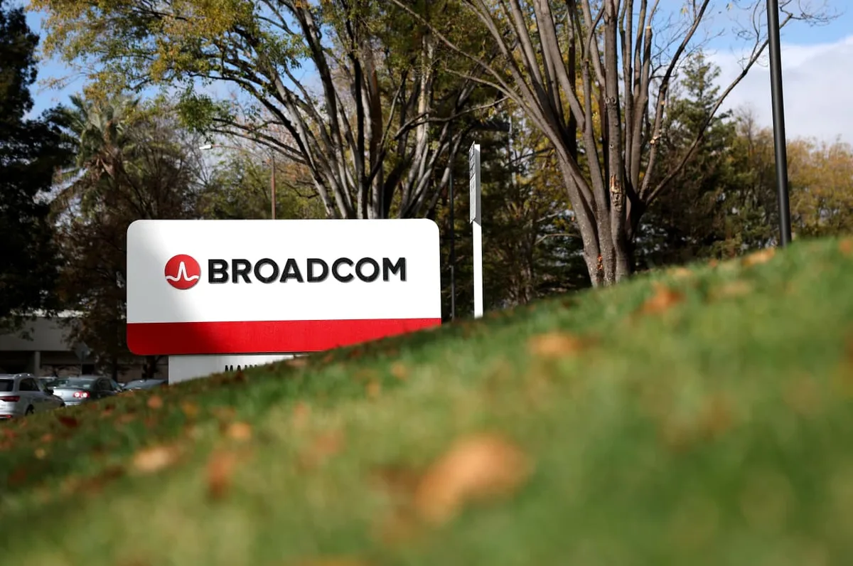 Broadcom’s stock falls as investors weigh guidance. Here’s what Wall Street analysts are saying.