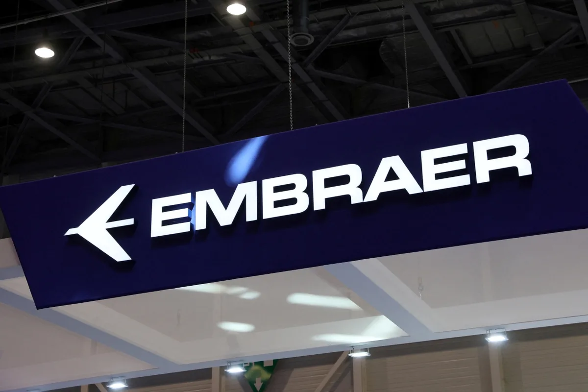 Embraer (EMBR3) aprova R$ 154 milhões em JCP; veja quem tem direito ao pagamento