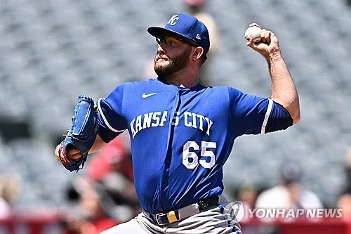 MLB 캔자스시티 2년 차 투수 캐머런, 1안타 1볼넷 첫 완봉승